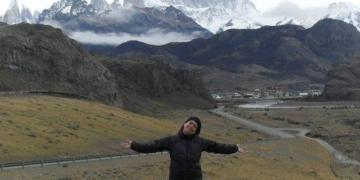 Sabores y saberes: Desde una casa que respira amistad, Anabel prepara los chocolates y alfajores más queridos de El Chaltén