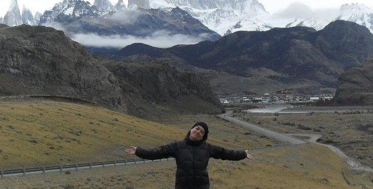 Sabores y saberes: Desde una casa que respira amistad, Anabel prepara los chocolates y alfajores más queridos de El Chaltén