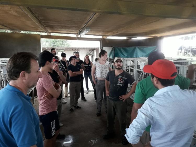 ¿Hay trabajo en el campo? Mónica Moretto intenta consolidar una escuela para tamberos en Villa María