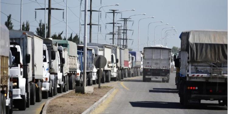 ¿Para qué sirve Muvin? La aplicación de la Bolsa de Rosario apunta a ordenar la logística de camiones que van al puerto