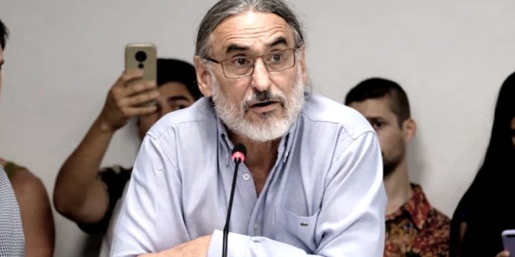 Definiciones de Basterra: No habrá más retoques de retenciones y se cumplirá con los reintegros a pequeños productores