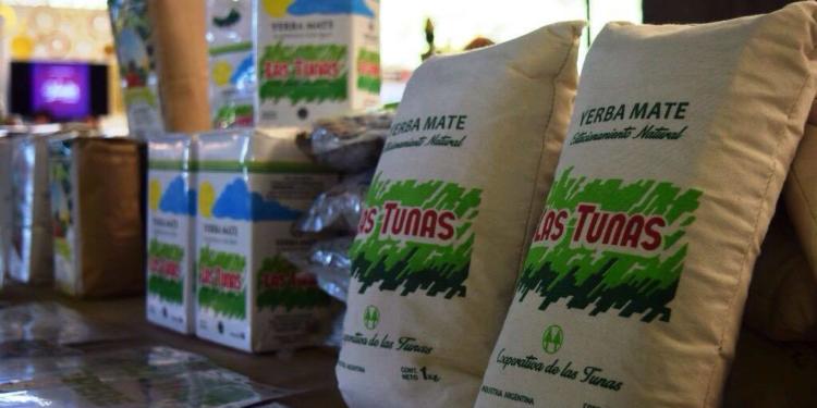 La cooperativa Las Tunas logra permanecer vendiendo directo al consumidor una yerba mate de calidad, estacionada hasta 18 meses