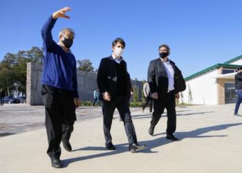 Axel se acerca a los pequeños productores: Créditos baratos, mercados de cercanía e impulso de la agroecología