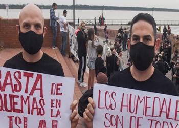 Por los incendios en las islas frente a Rosario, los ambientalistas reclaman que se active el debate por una Ley de Humedales