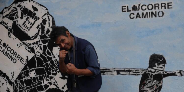 Coco Niz es un bicho de campo en la ciudad de la furia: Recicla nuestras vidas desde una cooperativa de cartoneros