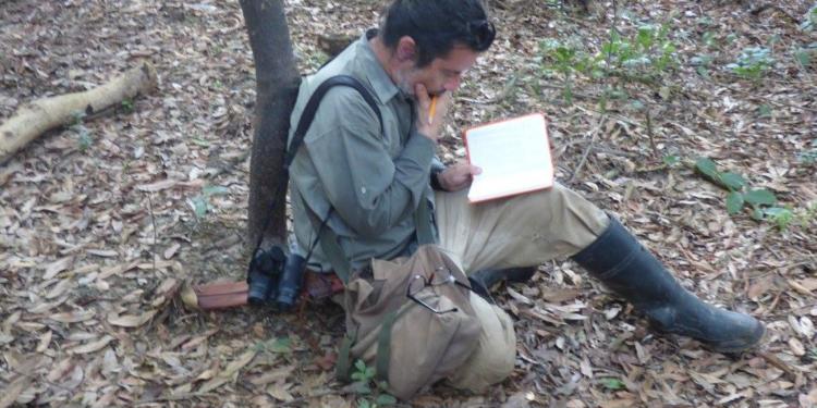 Martín Kowalewski es un especialista en monos: “Cuando el monte calla hay un peligro latente”