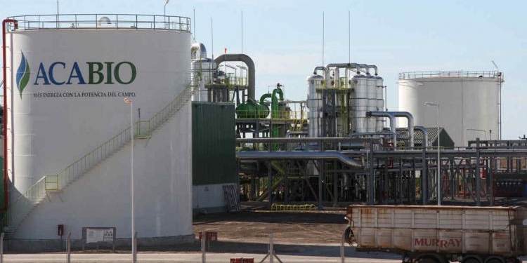 Mientras la Argentina duda sobre el camino a seguir, ACABio realizó la primera exportación de bioetanol de maíz “certificado” para Europa