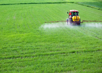 Una estadística privada minimiza la incidencia de los agroquímicos dentro de los casos de intoxicación