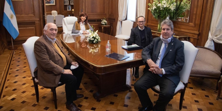 La agenda agropecuaria de Cristina: De la visita al tambo del intendente K a reunirse con el Consejo Agroindustrial