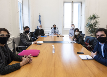 El gobierno tomó el guante de una reforma agraria light y armó un “gabinete de tierras”