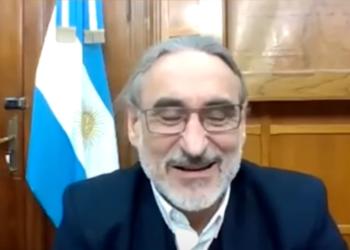 Una larga entrevista al ministro Basterra: “Nosotros queremos que se produzca y entonces necesitamos que le vaya bien al productor”