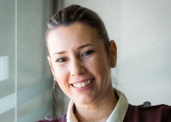 Nuria Martínez dirige “5 al día” en España: Asegura que comemos mal en todo el planeta porque “faltan los frescos” en la alimentación