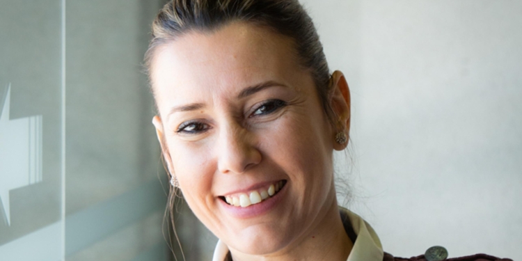 Nuria Martínez dirige “5 al día” en España: Asegura que comemos mal en todo el planeta porque “faltan los frescos” en la alimentación