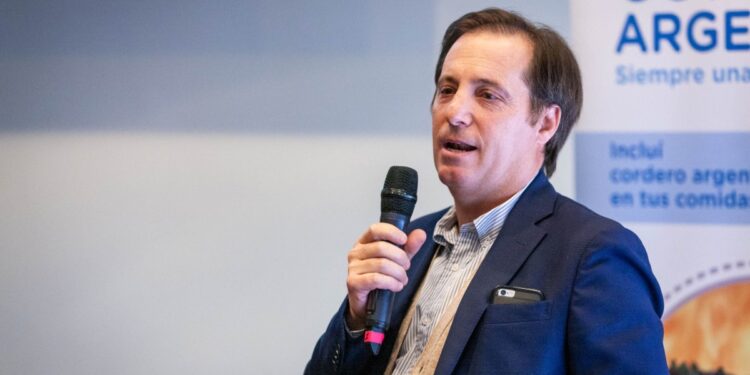 Marco Gallia dirige la Federación Lanera: Advierte que “quedó mucho producto sin vender” por culpa del coronavirus