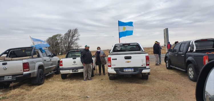 Manifestaciones en distintos pasos fronterizos de San Luis: Productores reclaman poder para ingresar a sus campos a trabajar