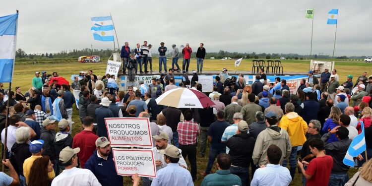 Sectores de autoconvocados colaboran a debilitar todavía más la posición de los productores en el Consejo Agroindustrial