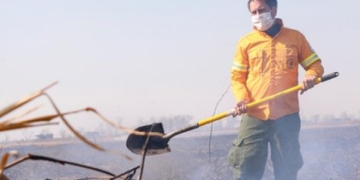¡Aprendé Cabandié! Los expertos en pastizales naturales explican al ministro de Ambiente las causas de los incendios