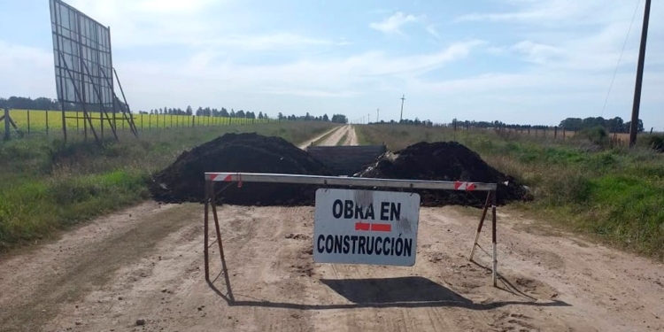 Coronavirus mata caminos rurales: Por la pandemia, en Coronel Suárez derivan los recursos de vialidad hacia los hospitales