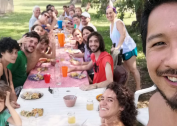 ¿Una nueva ruralidad? Victoria y Eduardo crearon una EcoAldea en Cañuelas y cuentan la experiencia de vivir como una comunidad