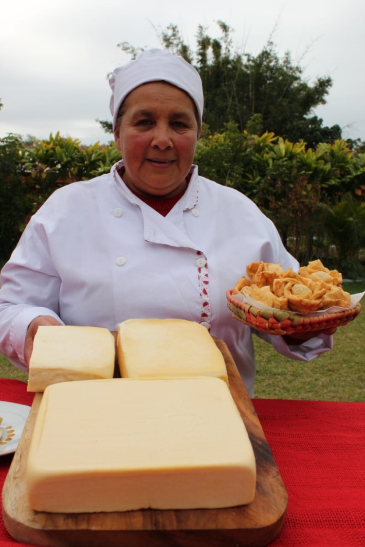 Reina Sandoval integra la red de Cocineros del Iberá y le busca la vuelta a la pandemia revalorizando recetas ancestrales