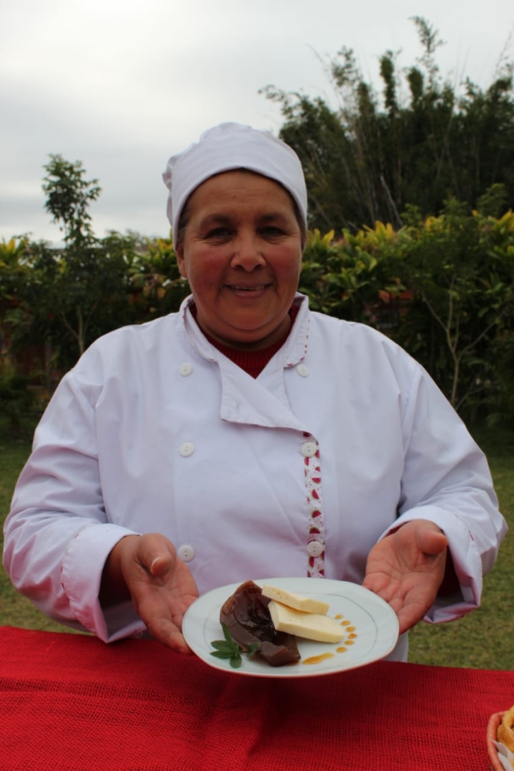 Reina Sandoval integra la red de Cocineros del Iberá y le busca la vuelta a la pandemia revalorizando recetas ancestrales