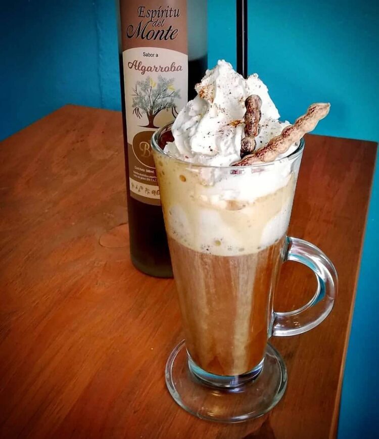 Alquimista de las hierbas serranas, Guillermo Beney elabora en Cura Brochero la primera receta de fernet argentino