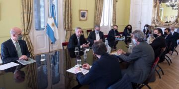 El gobierno y el consejo agroindustrial decidieron pasar a una fase técnica, para ver si resulta posible torcer esta historia de mierda