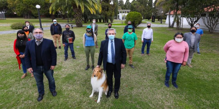 Alberto, Dylan y Basterra prometieron un mayor presupuesto para la agricultura familiar en 2021