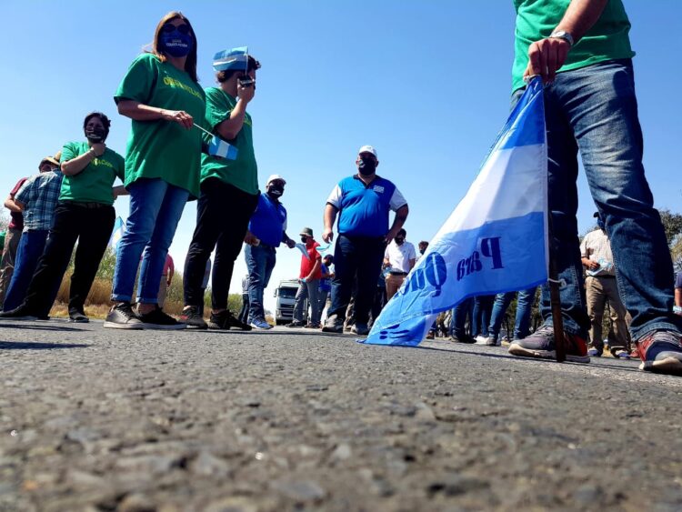 Con respaldo de la Mesa de Enlace, los productores protestan en los límites de San Luis: “Cerramos las rutas para que se abran de una vez por todas”
