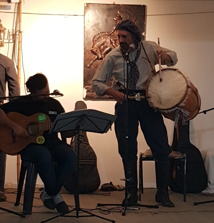 Roberto Medina rescata tradiciones y defiende el humedal: “Tiene que ver mucho con el gaucho, ser parte del paisaje y cuidarlo”