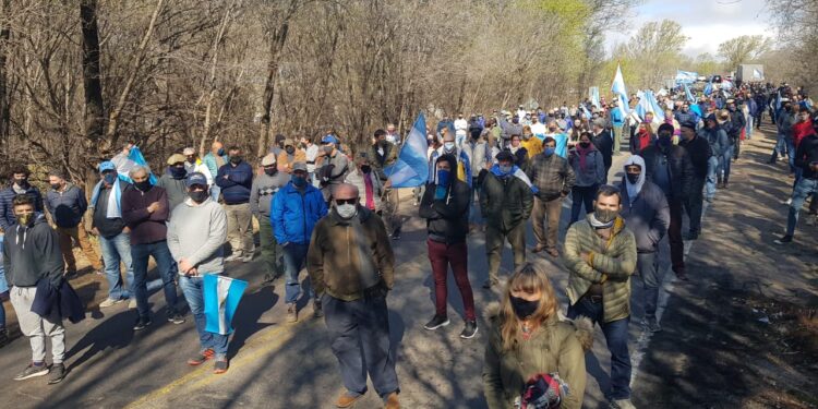 El grito de Punilla, o aquel domingo en que los productores se pudrieron de las trabas para entrar a San Luis