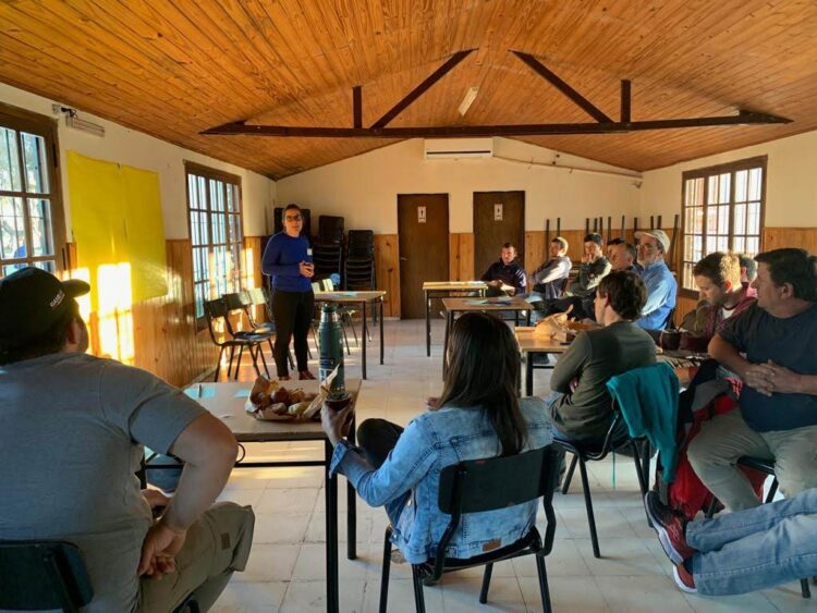 Soledad Stadler, una mujer rural en el duro mundo de los contratistas: “Son un eje central en el agro y sin embargo no son tenidos en cuenta”, lamenta