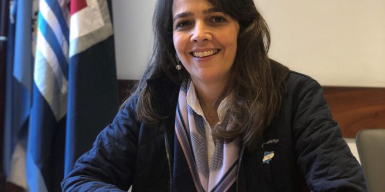 Estefanía Cutro coordina la Red de Cocineros del Iberá: “La gratificación más grande es ver mujeres valorizadas”