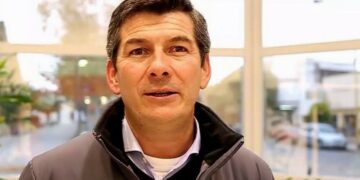 “Por cada litro que producimos perdemos 4 o 5 pesos y así terminaremos todos fundidos”, advierte Manuel Ron, productor de bioetanol