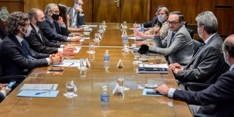 El Consejo Agroindustrial juega unas fichas al 4: Se armaron 4 comisiones que deberían definir medidas para el próximo 4 de noviembre