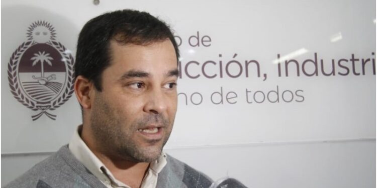 Sebastián Lifton, ministro de Producción del Chaco, no cree que los 4.000 incendios sean intencionales: “El que pierde la infraestructura es el productor”, razonó