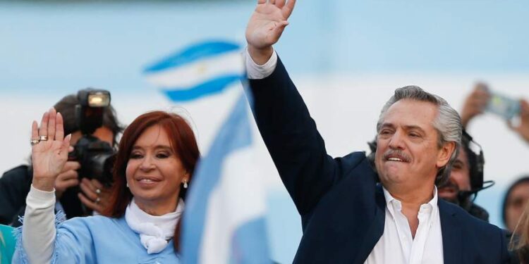 Casi 64% de los productores cree que hay que negociar con el gobierno, pero 91% sospecha que con Cristina allí será imposible