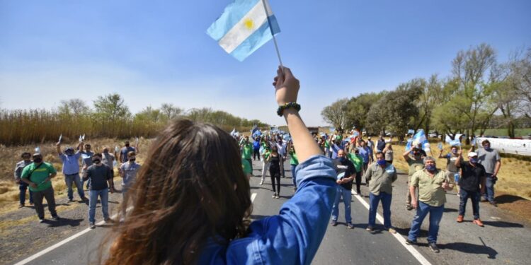 San Luis: Cuatro días de pulseada con el versero de Rodríguez Saá y una promesa de mediación del gobierno nacional