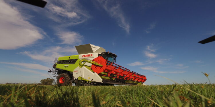 La alemana Claas lanzó una nueva generación de la Lexión, la cosechadora “más potente e inteligente del mundo”