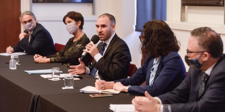 Se estira la ilusión (o la agonía, como usted prefiera) en la negociación entre el gobierno y el Consejo Agroindustrial