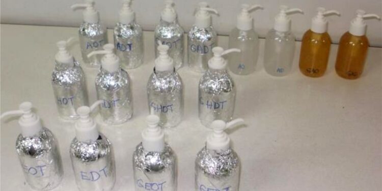 Todas las propiedades del propóleo: Desarrollan con ese subproducto apícola una pomada para tratar infecciones en la piel