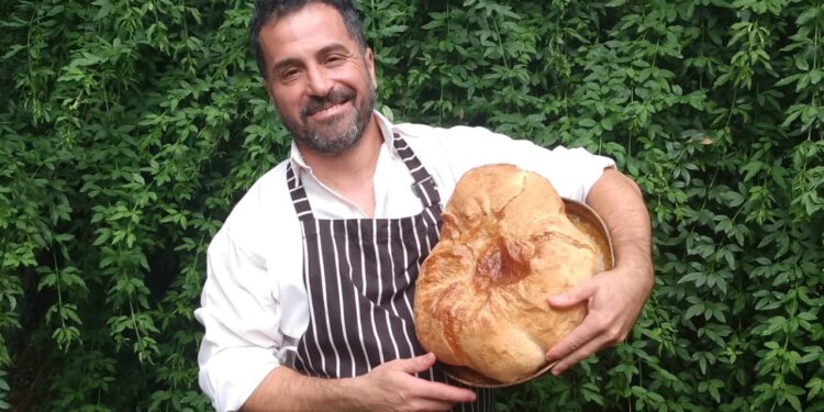Luego de recorrer medio mundo, el chef Lisandro Martínez se aquerenció de Capioví: Los sabores de Misiones para estos festejos de fin de año