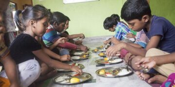 Los chicos comen pésimo de norte a sur: Un informe global presentó alarmantes cifras sobre la malnutrición de los niños de Argentina