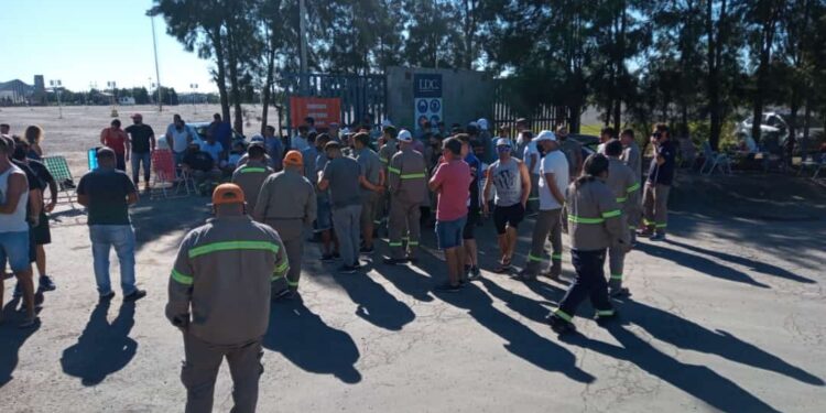 Ciara presentó a trabajadores aceiteros una nueva propuesta salarial para intentar ponerle fin a un conflicto sindical que ocupó medio mes