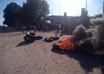 La Mesa de Enlace pidió al gobierno que intervenga para que los puertos vuelvan a funcionar: “Los principales afectados por esta medida gremial somos los productores”