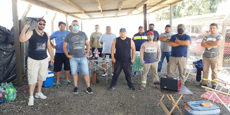 El conflicto gremial que paralizó la comercialización de granos comenzó a pegarle al Banco Central