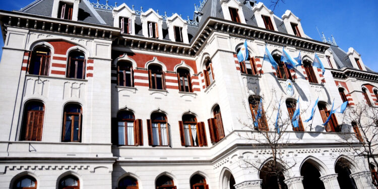 Volvió la intervención kirchnerista: Por qué el “mensaje” contenido en la prohibición de exportar maíz disponible es más importante que la medida en sí misma