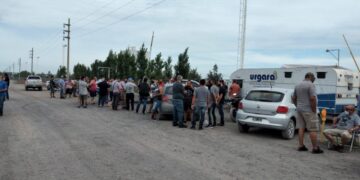 La Bolsa de Cereales de Bahía Blanca advierte que el conflicto gremial llegó a una fase crítica con cargas paralizadas por 54 millones de dólares