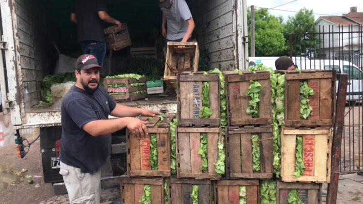 La comida no se tira: Tres bancos de alimentos se unieron para rescatar el descarte de la producción frutihortícola de Mar del Plata