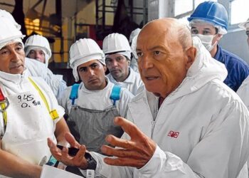 Lo anuncia Alberto: Coto invirtió 25 millones de dólares para poner a punto la planta que compró a Mattievich en Rosario